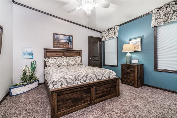 Retreat 28482A | 2 bedroom, 2 bathroom, 1280 sqft home | Built by Cavco - Dorchester in Dorchester, WI.