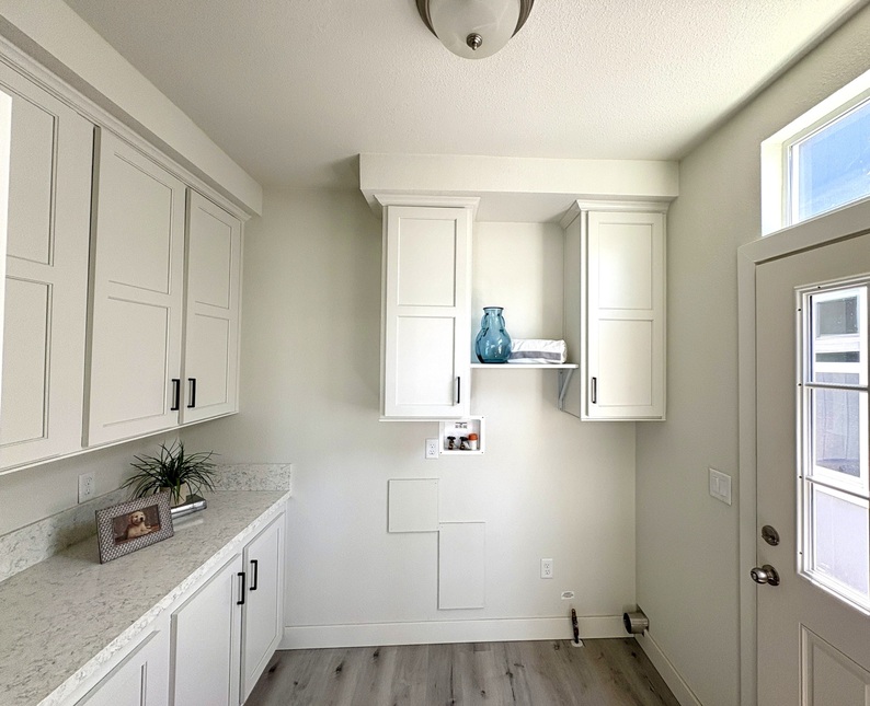 Pacific Palace - Utility Room 