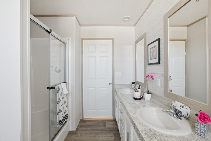 Pinnacle 28603P | 3 bedroom, 2 bathroom, 1600 sqft home | Built by Cavco - Waco in Waco, TX.
