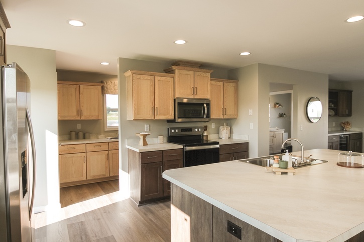 Limited 32603AM | 3 bedroom, 2 bathroom, 1860 sqft home. Built by Cavco - Emlenton in Emlenton, PA.