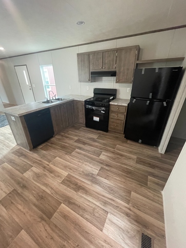 NOT A JEWEL, A JADE! 14663B Houston TX