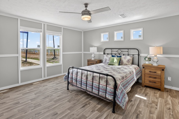 Hidden Shores 32563A | 3 bedroom, 2 bathroom, 1717 sqft home. Built by Cavco - Seguin in Seguin, TX.