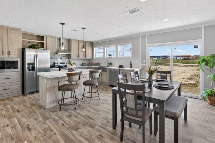 Hidden Shores 32563A | 3 bedroom, 2 bathroom, 1717 sqft home. Built by Cavco - Seguin in Seguin, TX.