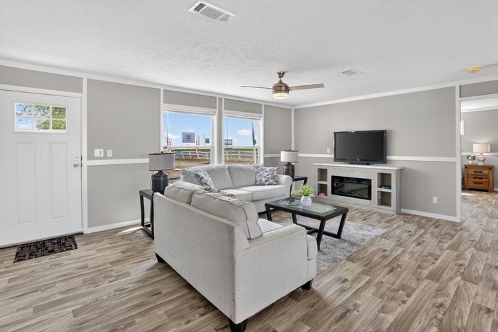 Hidden Shores 32563A | 3 bedroom, 2 bathroom, 1717 sqft home. Built by Cavco - Seguin in Seguin, TX.
