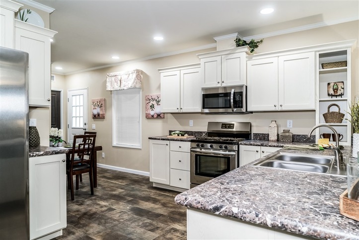 Westlake Single 16763L | 3 bedroom, 2 bathroom, 1140 sqft home | Built by Cavco - Dorchester in Dorchester, WI.