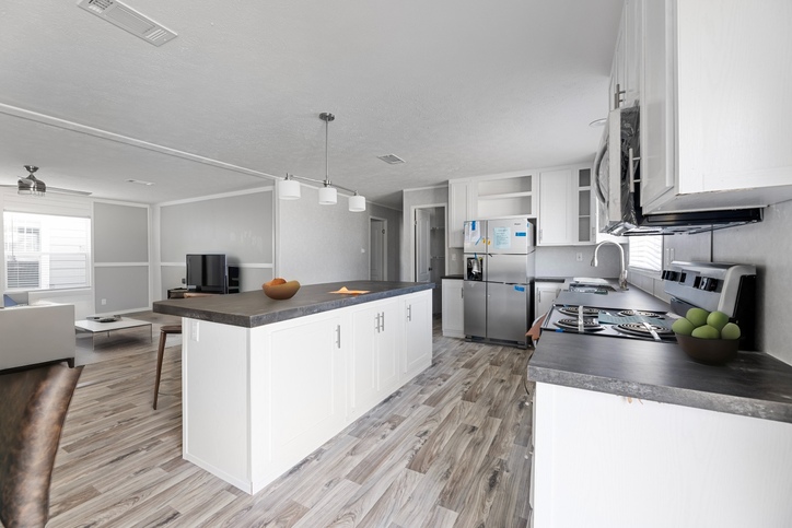 Valu Maxx Premier 32684E | 4 bedroom, 2 bathroom, 2085 sqft home | Built by Cavco - Seguin in Seguin, TX.