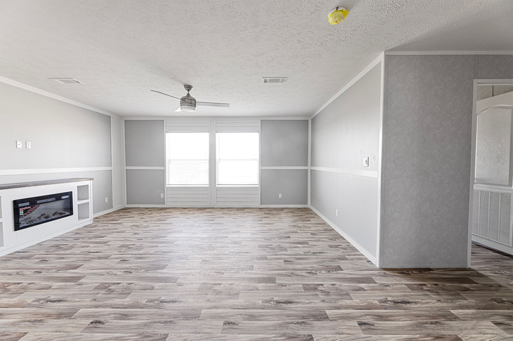 Valu Maxx Premier 32684E | 4 bedroom, 2 bathroom, 2085 sqft home | Built by Cavco - Seguin in Seguin, TX.