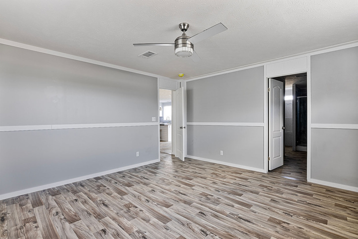 Valu Maxx Premier 32684E | 4 bedroom, 2 bathroom, 2085 sqft home | Built by Cavco - Seguin in Seguin, TX.