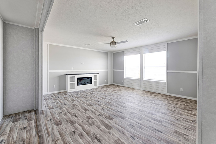 Valu Maxx Premier 32684E | 4 bedroom, 2 bathroom, 2085 sqft home | Built by Cavco - Seguin in Seguin, TX.