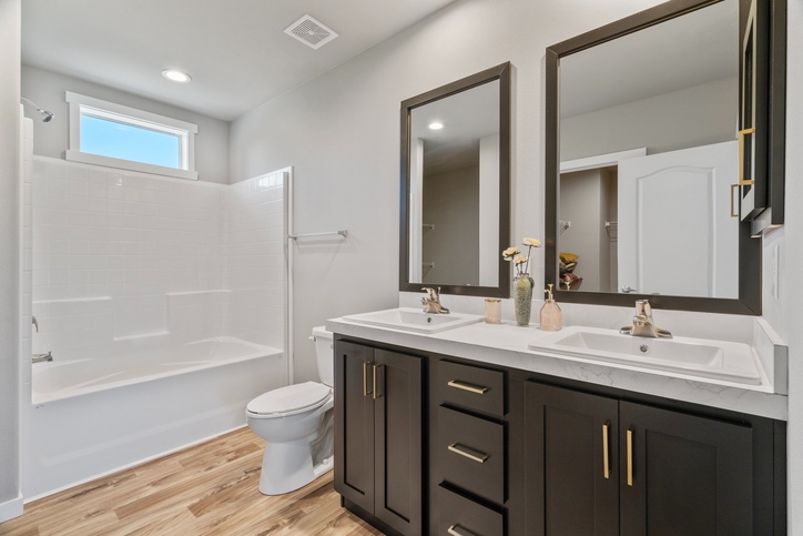 Evergreen 28583F | 3 bedroom, 2 bathroom, 1546 sqft home. Built by Cavco - Woodburn in Woodburn, OR.