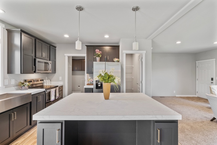 Evergreen 28583F | 3 bedroom, 2 bathroom, 1546 sqft home. Built by Cavco - Woodburn in Woodburn, OR.