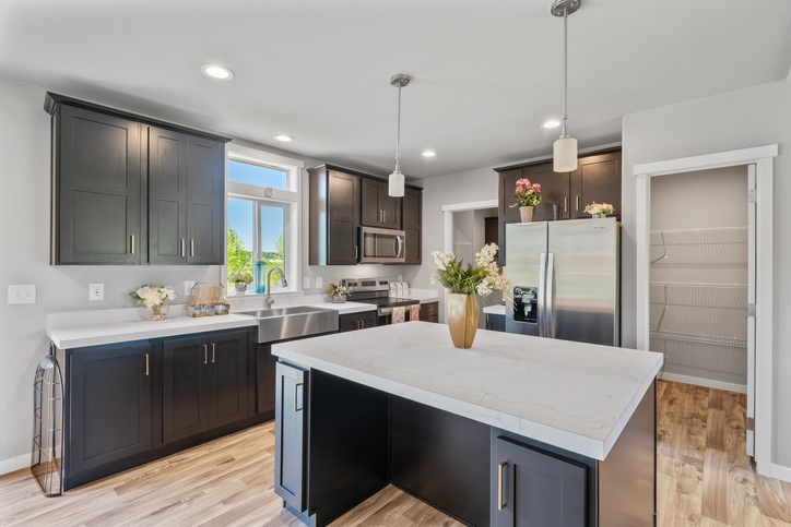 Evergreen 28583F | 3 bedroom, 2 bathroom, 1546 sqft home. Built by Cavco - Woodburn in Woodburn, OR.