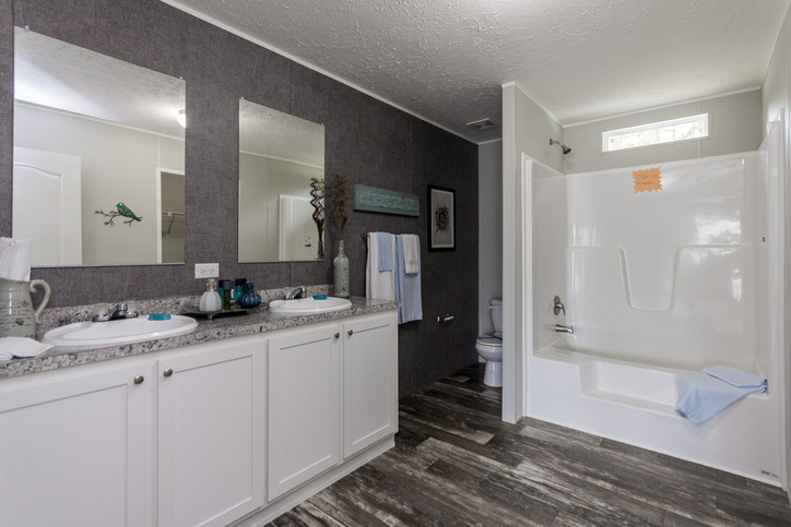 Pure 28764U - a 4 bedroom, 2 bath home by Fleetwood Homes.
