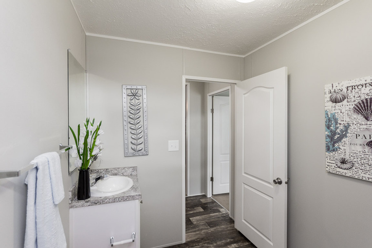 Pure 28764U - a 4 bedroom, 2 bath home by Fleetwood Homes.