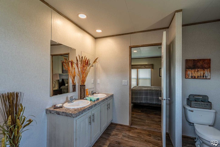 Pinnacle 28563P | 3 bedroom, 2 bathroom, 1492 sqft home | Built by Cavco - Waco in Waco, TX.
