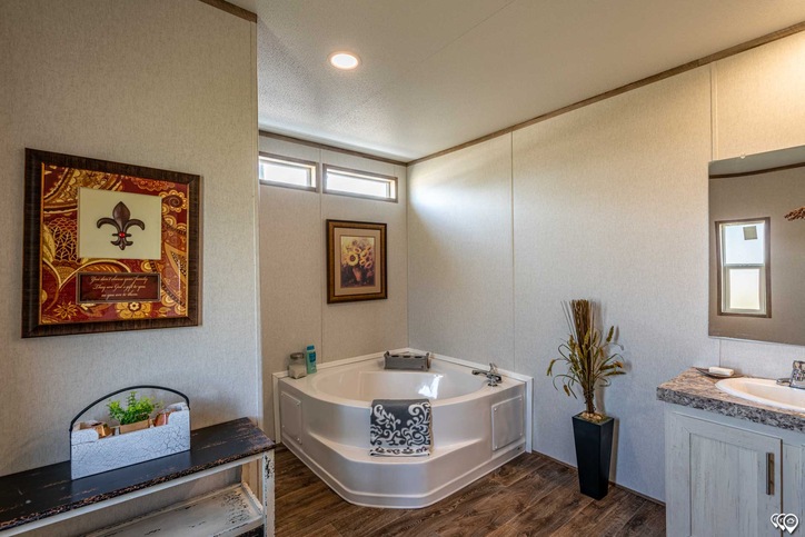 Pinnacle 28563P | 3 bedroom, 2 bathroom, 1492 sqft home | Built by Cavco - Waco in Waco, TX.