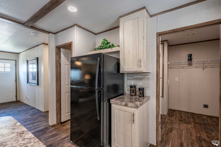 Pinnacle 28563P | 3 bedroom, 2 bathroom, 1492 sqft home | Built by Cavco - Waco in Waco, TX.