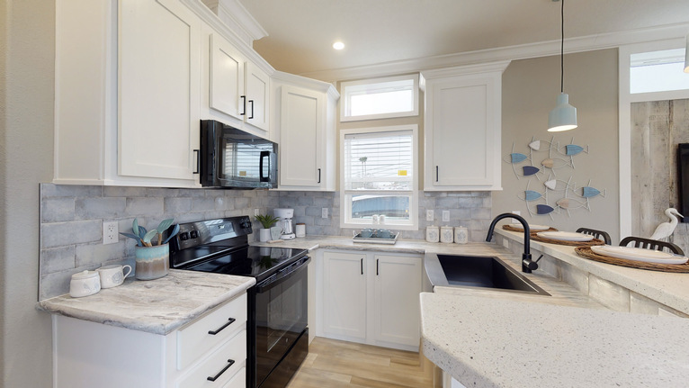 Hawk Elite 13381B | 1 bedroom, 1 bathroom, 499 sqft home | Built by Cavco - Ocala in Ocala, FL.