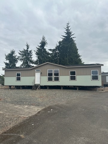 The Urban Homestead 30563H Woodburn OR