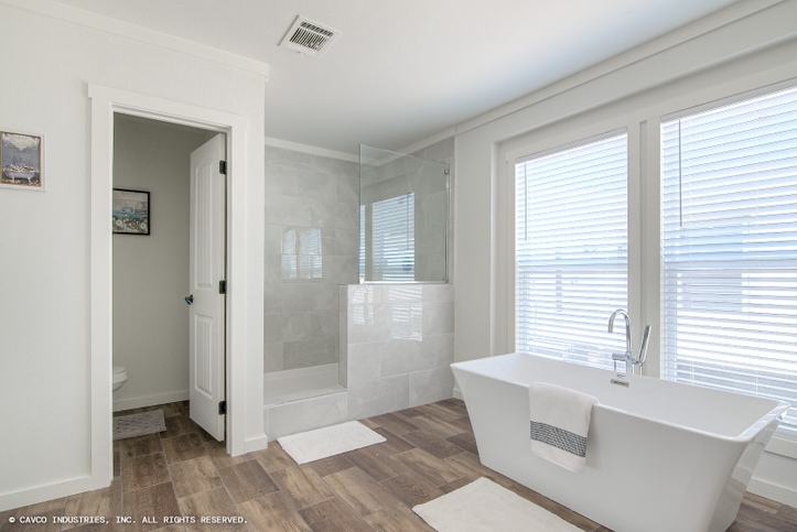 Pearl 32784P | 4 bedroom, 2 bathroom, 2040 sqft home. Built by Cavco - Lake Arlington in Fort Worth, TX.