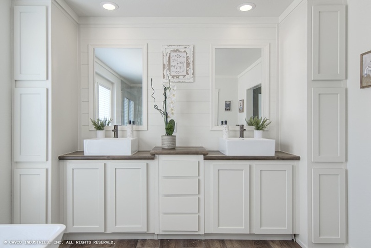 Pearl 32784P | 4 bedroom, 2 bathroom, 2040 sqft home. Built by Cavco - Lake Arlington in Fort Worth, TX.
