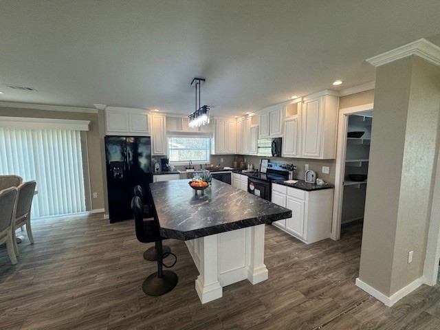 Solitaire 28643A | 3 bedroom, 2.5 bathroom, 1792 sqft home. Built by Cavco - Deming in Deming, NM.