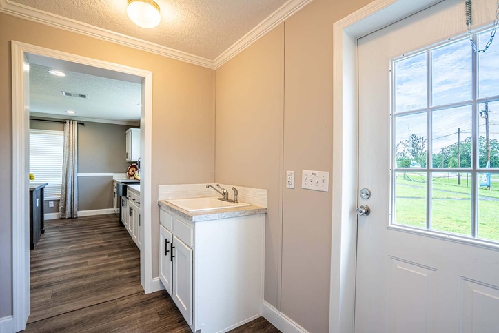 Isidro 32603C | 3 bedroom, 2 bathroom, 1780 sqft home | Built by Cavco - Moultrie in Moultrie, GA.