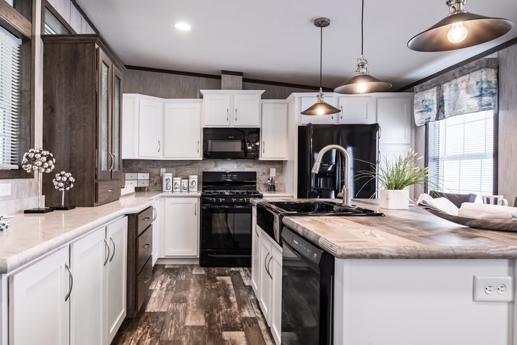 Eastland Concepts 28643E | 3 bedroom, 2 bathroom, 1707 sqft home. Built by Cavco - Shippenville in Shippenville, PA.