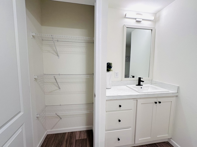 Rosewood 28604M Woodburn OR