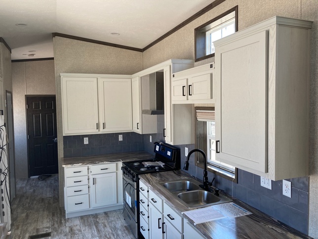 Country Manor Canadian 148042 Park Model | 2 bedroom, 1 bathroom, 510 sqft home. Built by Cavco - Nappanee in Nappanee, IN.