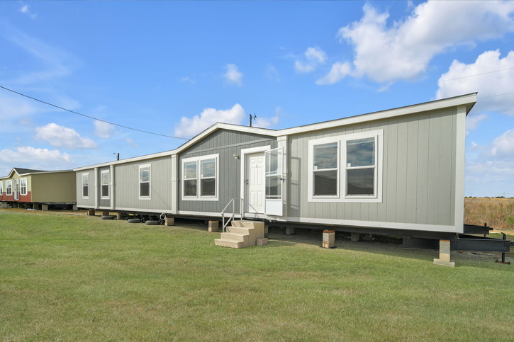 Alamo Lite 28724T | 4 bedroom, 2 bathroom, 1920 sqft home. Built by Cavco - Seguin in Seguin, TX.