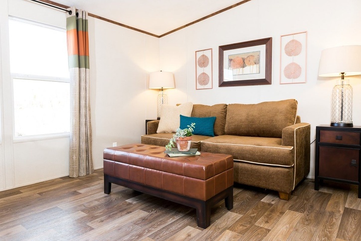 The Marvel 28564AH– 4 Bed / 2 Bath / Den – 1,475 Sq. Ft.