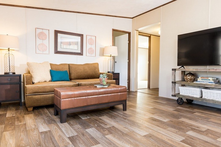 The Marvel 28564AH– 4 Bed / 2 Bath / Den – 1,475 Sq. Ft.