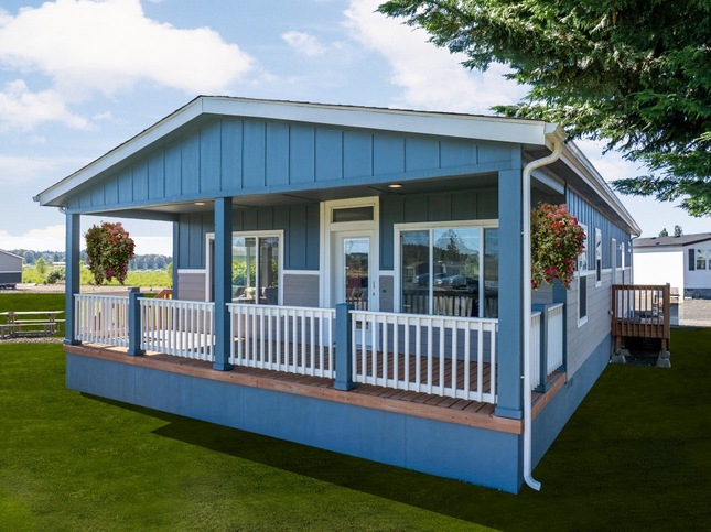 Dream K | 2 bedroom, 2 bathroom, 1296 sqft home | Built by Cavco - Millersburg in Millersburg, OR.
