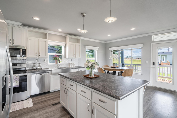 Dream K | 2 bedroom, 2 bathroom, 1296 sqft home | Built by Cavco - Millersburg in Millersburg, OR.