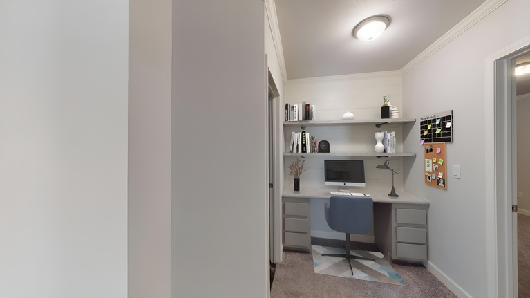 Haven 6368 Gold Medal Series Manufactured Home Bryan, TX
Built-in Desk