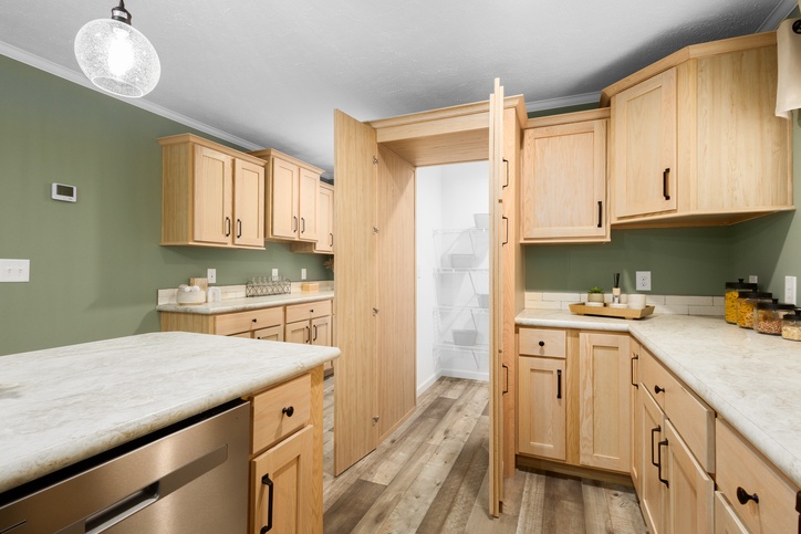 Mu Cephei 28683A| 3 bedroom, 2 bathroom, 1813 sqft home. Built by Cavco - Clarion in Shippenville, PA.