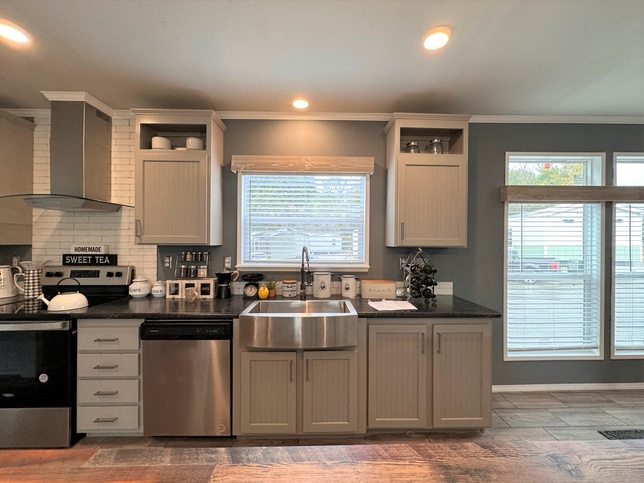 The Somerset FT32604A - 4 Bed / 2 Bath - 1,860 Sq. Ft.