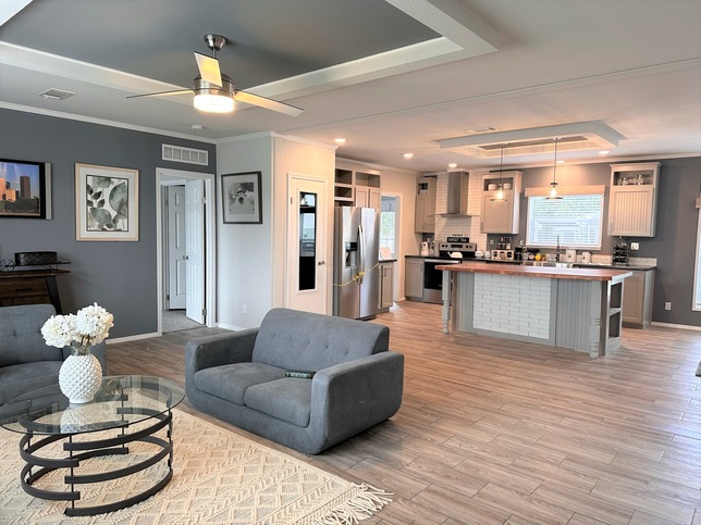 The Somerset FT32604A - 4 Bed / 2 Bath - 1,860 Sq. Ft.