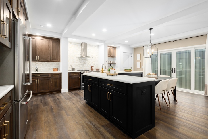 Ultra 32643CM | 3 bedroom, 2 bathroom, 1984 sqft home. Built by Cavco - Emlenton in Emlenton, PA.