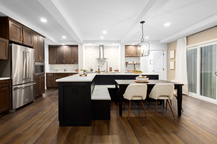Ultra 32643CM | 3 bedroom, 2 bathroom, 1984 sqft home. Built by Cavco - Emlenton in Emlenton, PA.