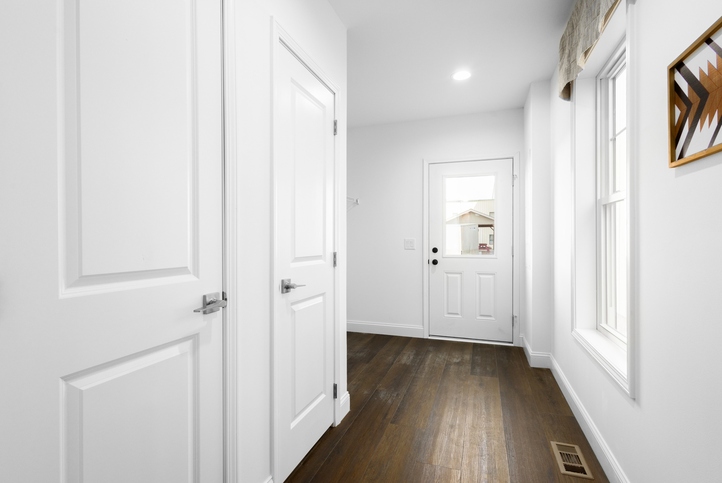 Ultra 32643CM | 3 bedroom, 2 bathroom, 1984 sqft home. Built by Cavco - Emlenton in Emlenton, PA.