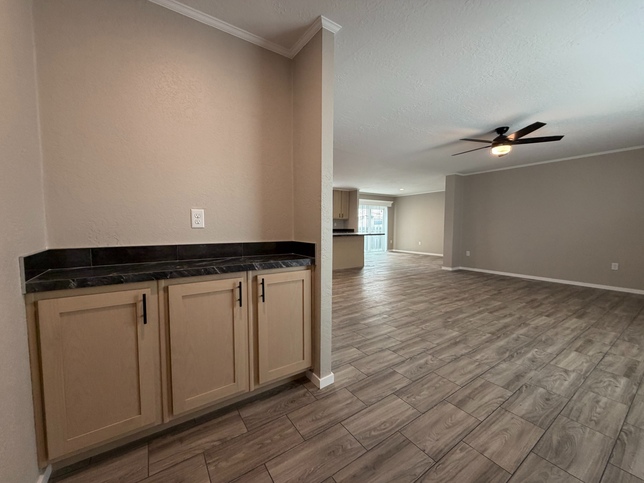 Topaz 28663A | 3 bedroom, 2 bathroom 1848 sqft home. Built by Cavco - Duncan in Duncan, OK.