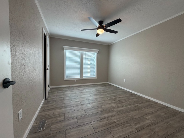 Topaz 28663A | 3 bedroom, 2 bathroom 1848 sqft home. Built by Cavco - Duncan in Duncan, OK.