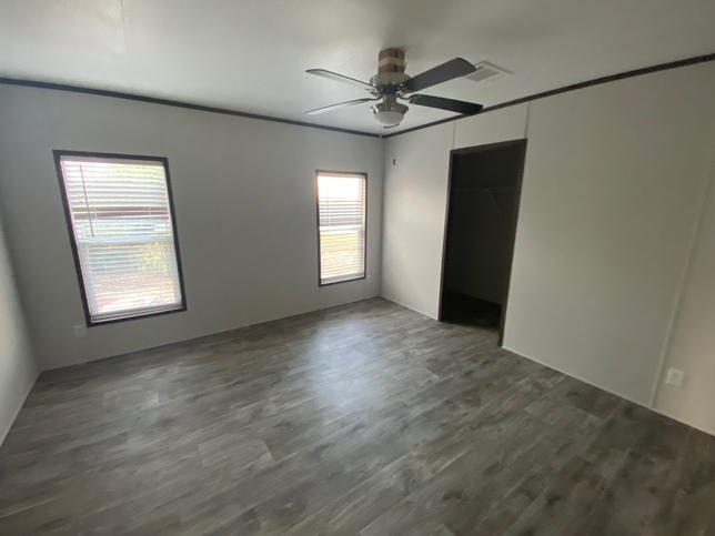 Pinnacle 28523F | 3 bedroom, 2 bathroom, 1306 sqft home | Built by Cavco - Waco in Waco, TX.