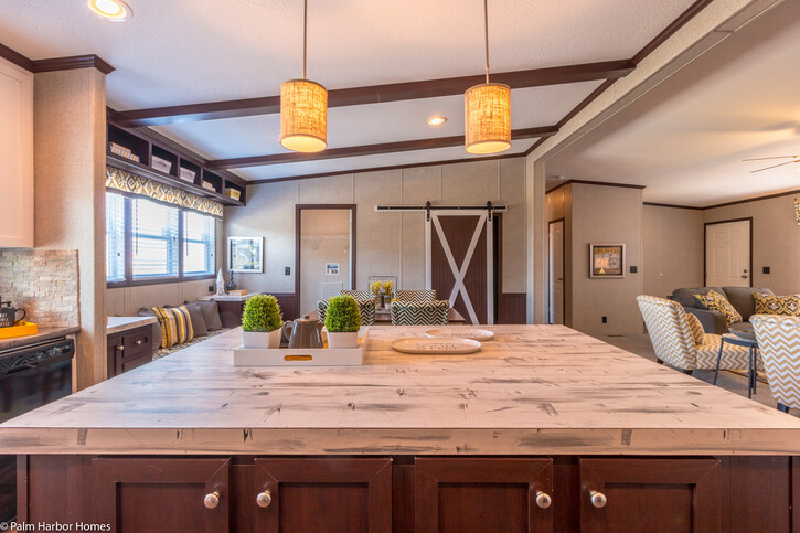 Arlington 30523A | 3 bedroom, 2 bathroom, 1560 sqft home | Built by Cavco - Fort Worth in Fort Worth, TX.