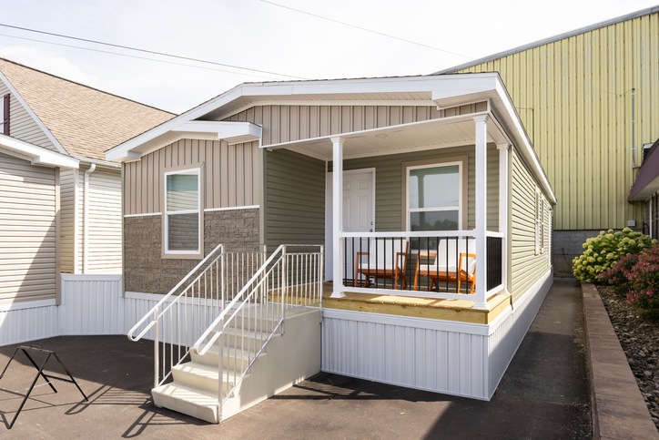 Bungalow 12 24482A | 2 bedroom, 2 bathroom, 1022 sqft home. Built by Cavco - Clarion in Shippenville, PA.