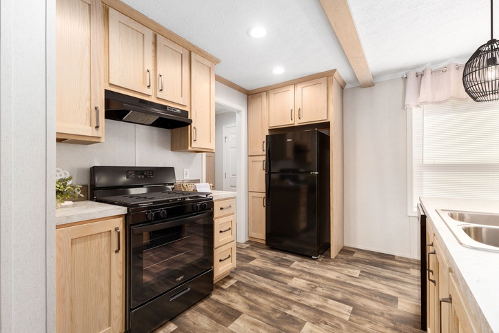 Bungalow 12 24482A | 2 bedroom, 2 bathroom, 1022 sqft home. Built by Cavco - Clarion in Shippenville, PA.