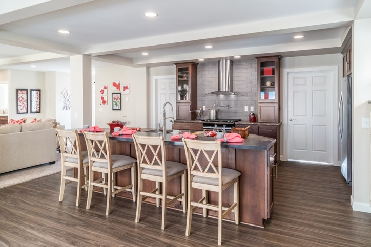 Ultra 32683AM | 3 bedroom, 2 bathroom, 2108 sqft home. Built by Cavco - Emlenton in Emlenton, PA.