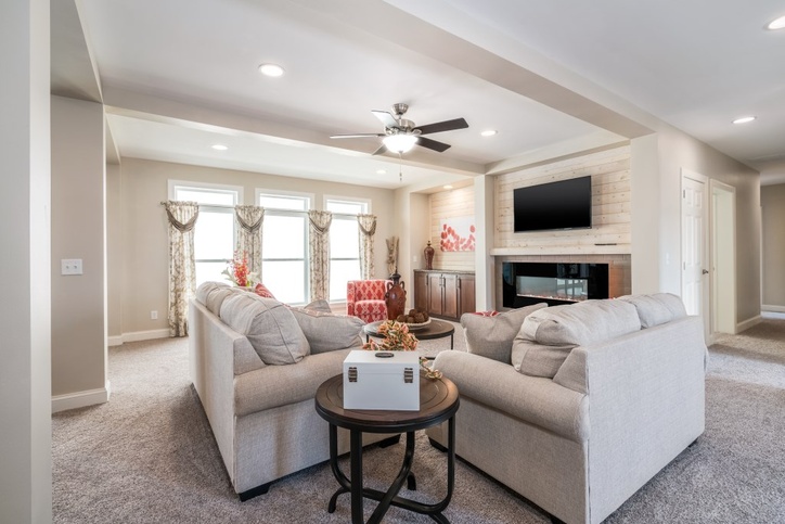 Ultra 32683AM | 3 bedroom, 2 bathroom, 2108 sqft home. Built by Cavco - Emlenton in Emlenton, PA.
